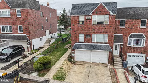 3978 Carteret Dr, Philadelphia, PA 19114