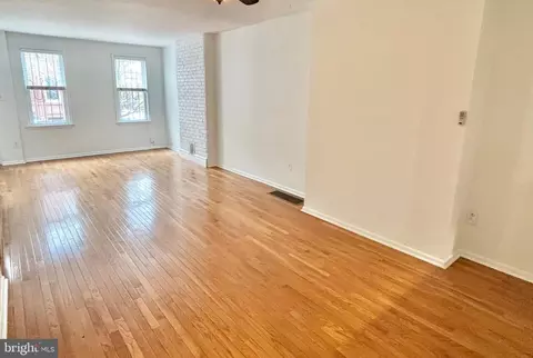 766 S Martin St, Philadelphia, PA 19146