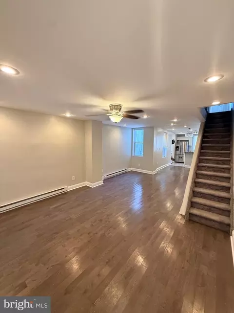 1941 Ruan St, Philadelphia, PA 19124