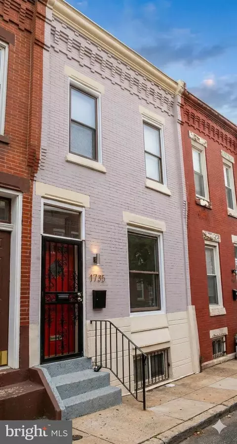 1735 Edgley St, Philadelphia, PA 19121