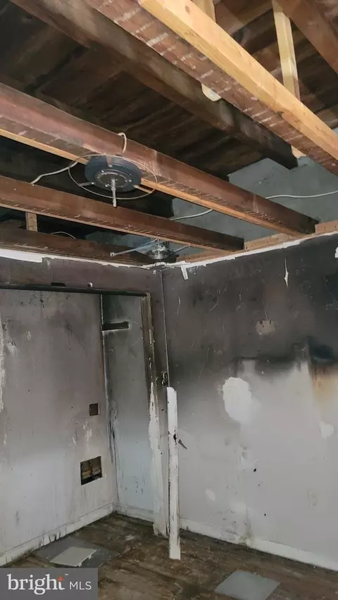 5614 Bloyd St, Philadelphia, PA 19138