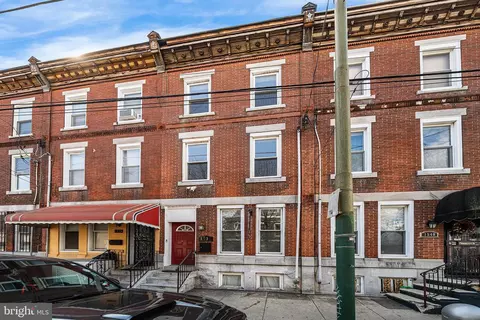 1538 Tasker St, Philadelphia, PA 19145