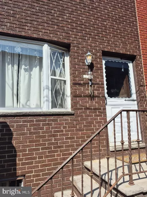 2114 S Rosewood St, Philadelphia, PA 19145