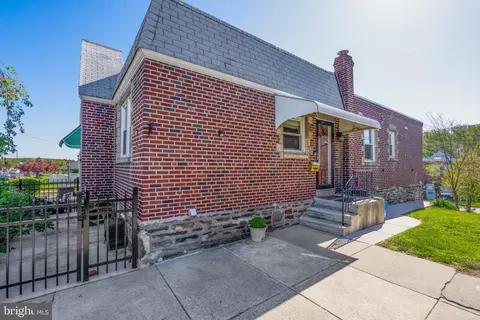 7847 Brous Ave, Philadelphia, PA 19152