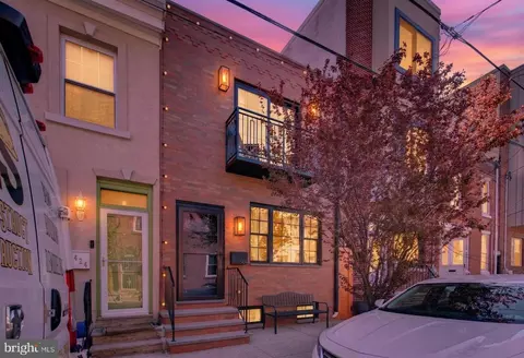 426 Cross St, Philadelphia, PA 19147