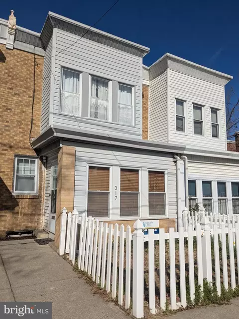 317 Saint Vincent St, Philadelphia, PA 19111