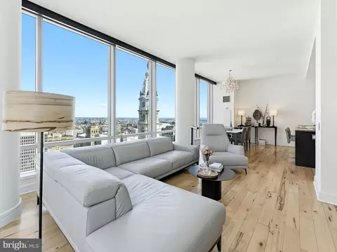 1414 S Penn Sq #32F, Philadelphia, PA 19102