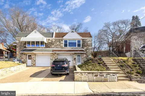 7265 Hill Rd, Philadelphia, PA 19128