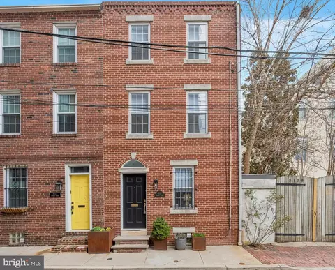 2111 Rodman St, Philadelphia, PA 19146