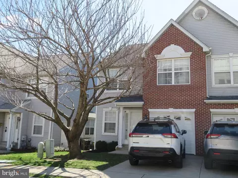 270 Ripka St, Philadelphia, PA 19127