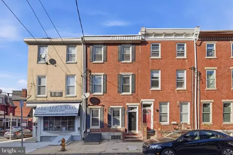 455 Fairmount Ave, Philadelphia, PA 19123