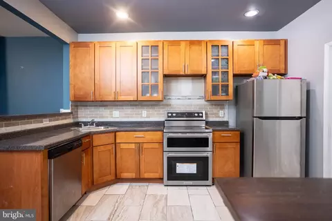 6137 W Jefferson St, Philadelphia, PA 19151