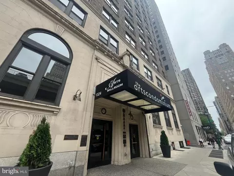1324 Locust St #501, Philadelphia, PA 19107