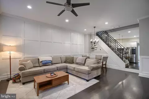 4117 Cresson St, Philadelphia, PA 19127