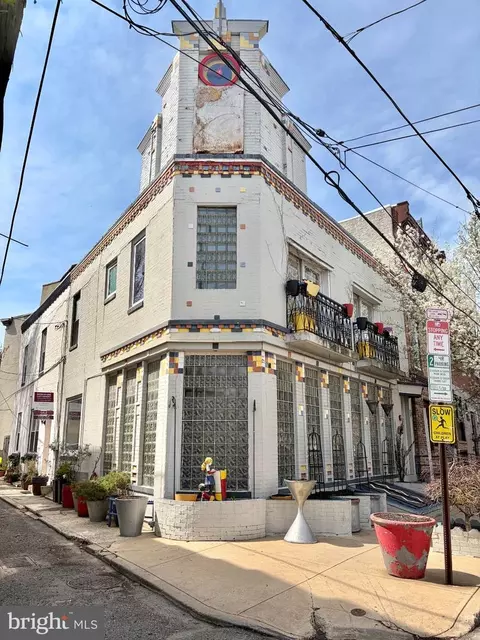 514 Fitzwater St, Philadelphia, PA 19147