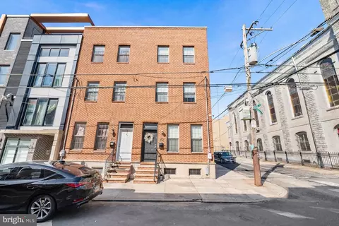 852 N 15th St, Philadelphia, PA 19130