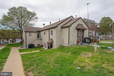 2940 Devereaux Ave, Philadelphia, PA 19149