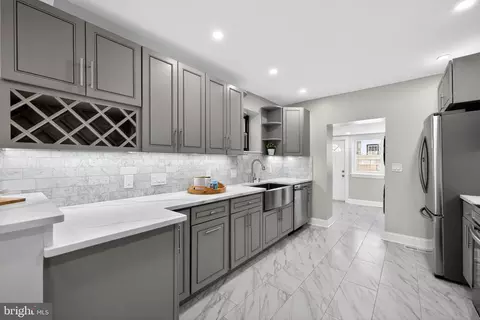 2303 Saint Albans St, Philadelphia, PA 19146