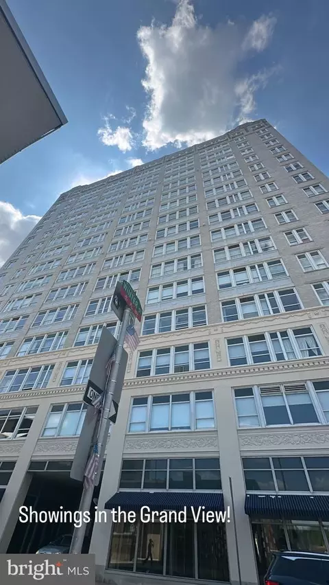 1100 00 Vine St #404, Philadelphia, PA 19107