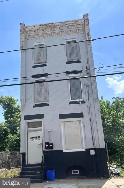 2602 W Montgomery Ave, Philadelphia, PA 19121