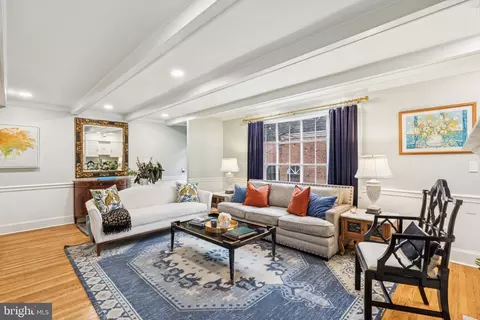 1206 Waverly Walk, Philadelphia, PA 19147