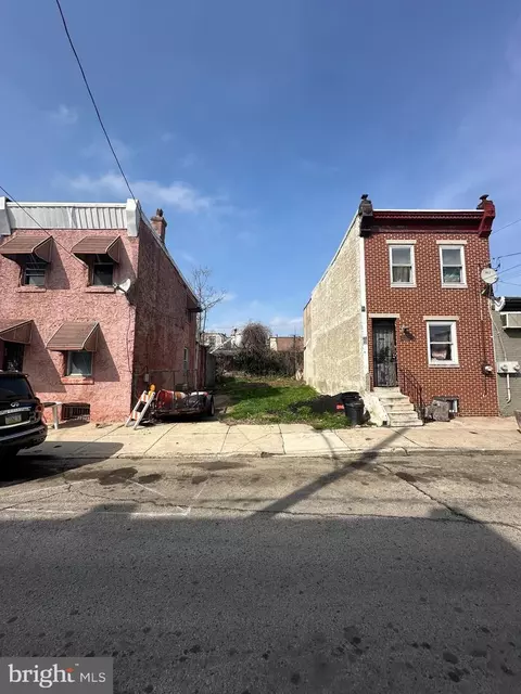 2305 W Sergeant St, Philadelphia, PA 19132