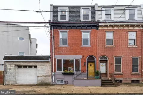 858 E Thompson St, Philadelphia, PA 19125