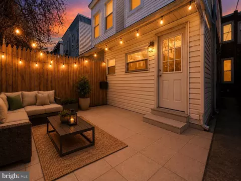 1730 N 29th St, Philadelphia, PA 19121