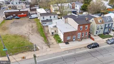 2746 48-50 Bridge St, Philadelphia, PA 19137