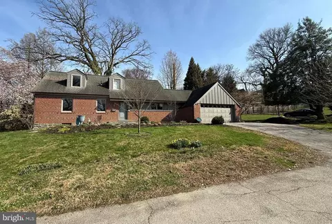 8862 Norwood Ave, Philadelphia, PA 19118