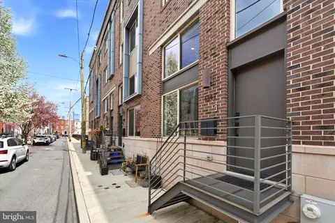 1341 S Garnet St, Philadelphia, PA 19146