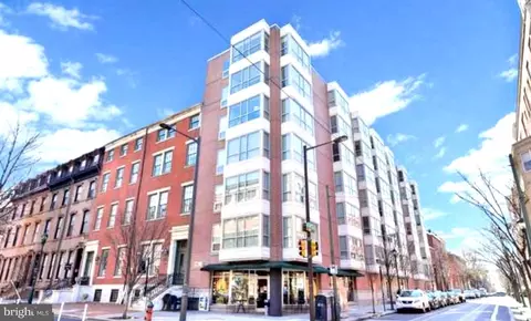1034 Spruce St #101, Philadelphia, PA 19107