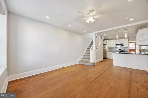135 East St, Philadelphia, PA 19127