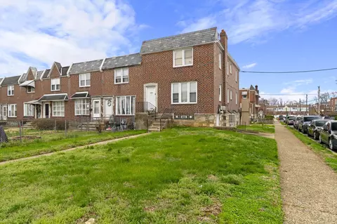 2900 Devereaux Ave, Philadelphia, PA 19149