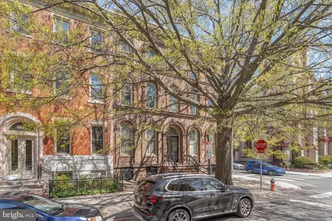 1901 Green St #3, Philadelphia, PA 19130