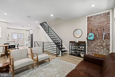 2934 Nicholas St, Philadelphia, PA 19121