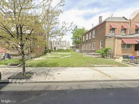 5727 Market St, Philadelphia, PA 19139