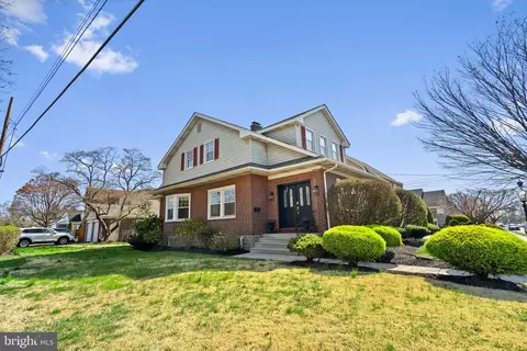 1901 Murray St, Philadelphia, PA 19115