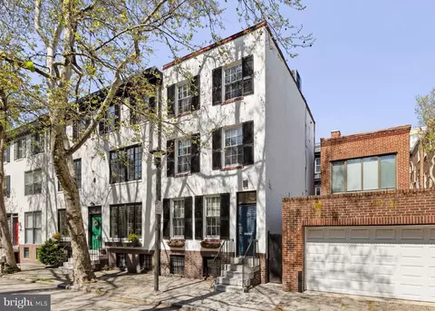 2123 Cypress St, Philadelphia, PA 19103