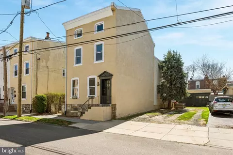 439 Lemonte St, Philadelphia, PA 19128