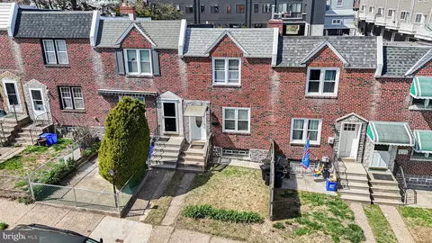 386 Fairway Ter, Philadelphia, PA 19128
