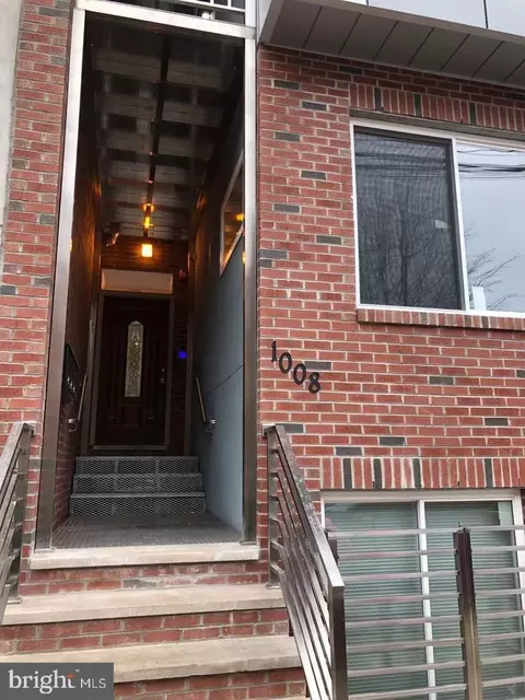 1008 Green St, Philadelphia, PA 19123