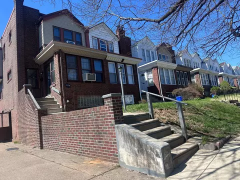 1154 Brill St, Philadelphia, PA 19124