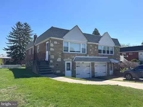 1149 Glenn St, Philadelphia, PA 19115