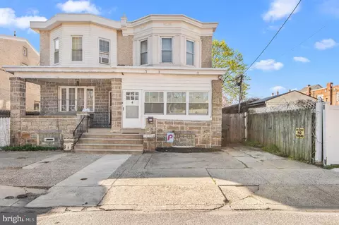 8015 Walker St, Philadelphia, PA 19136