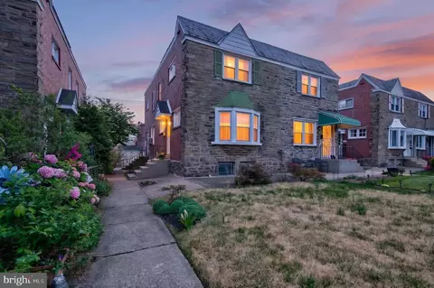 2006 Vista St, Philadelphia, PA 19152