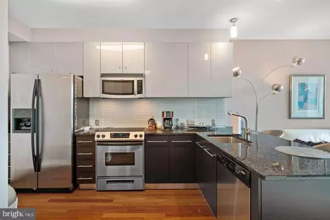 2101 00 Market St #2608, Philadelphia, PA 19103