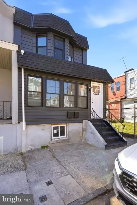2210 S Hobson St, Philadelphia, PA 19142