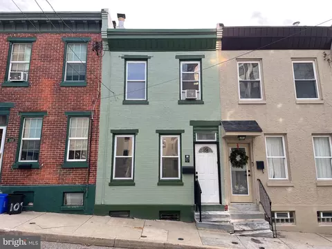 107 Kingsley St, Philadelphia, PA 19127
