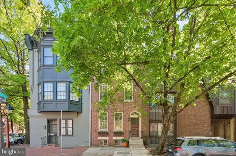 302 00 Lombard St #C, Philadelphia, PA 19147
